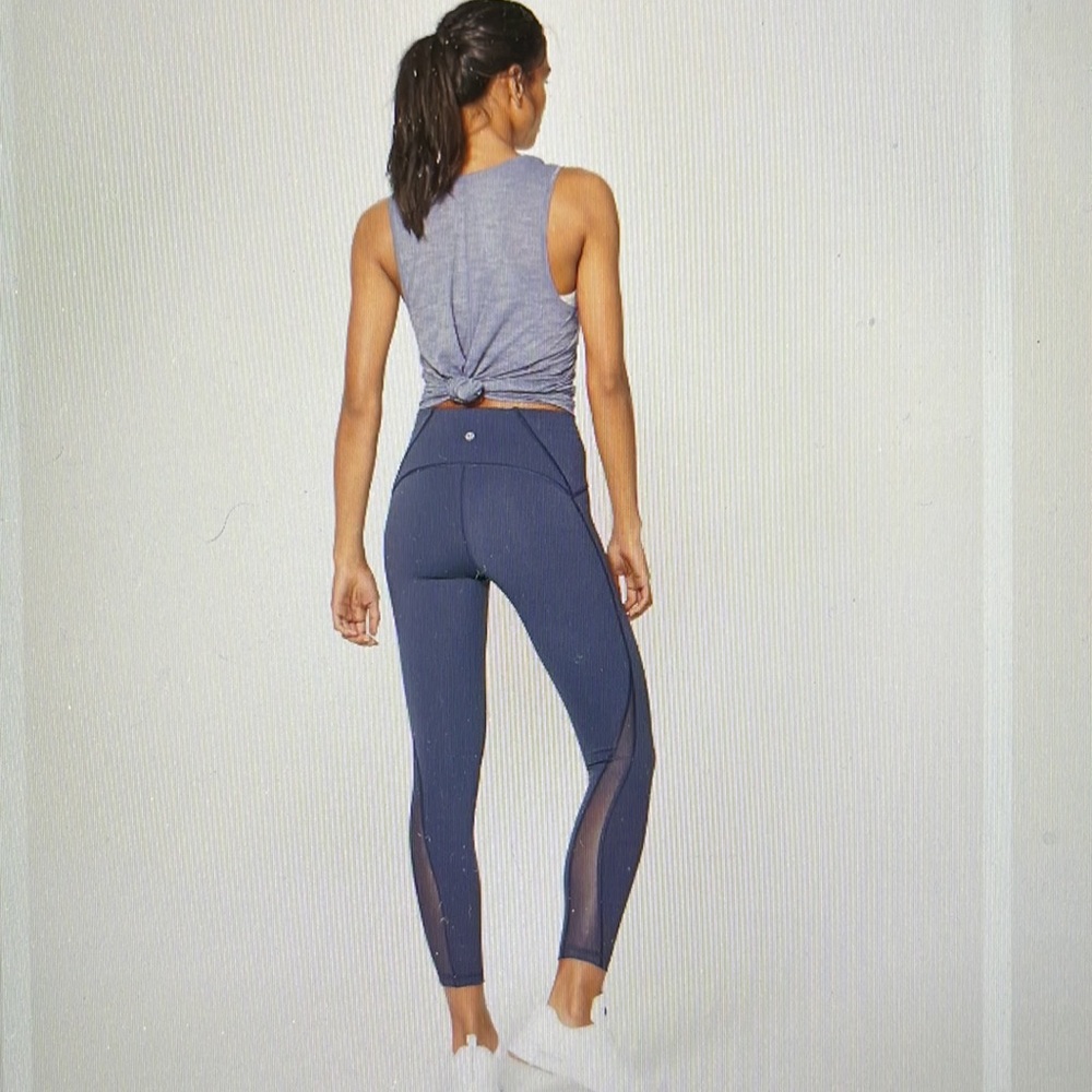 LululemonTrain Times 7/8 Pant 25” Hi-Rise size 10 shadow blue style # W5AMOS